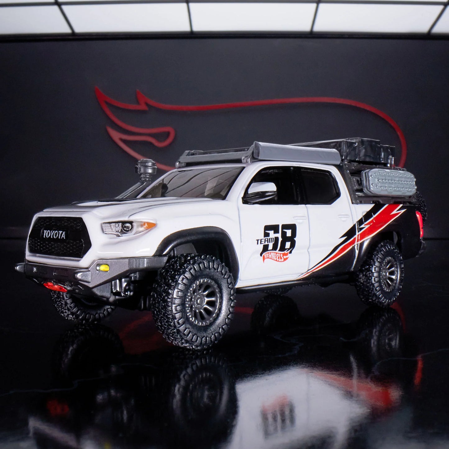 Hot Wheels Elite 64 Mod Shop '17 Toyota Tacoma