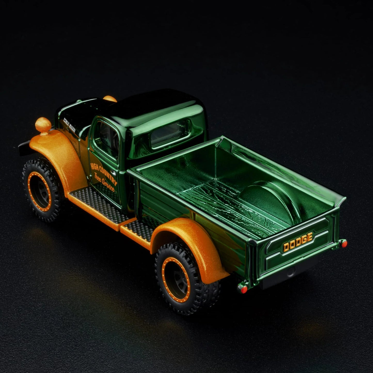 Hot Wheels RLC Holiday 1952 Dodge Power-Wagon